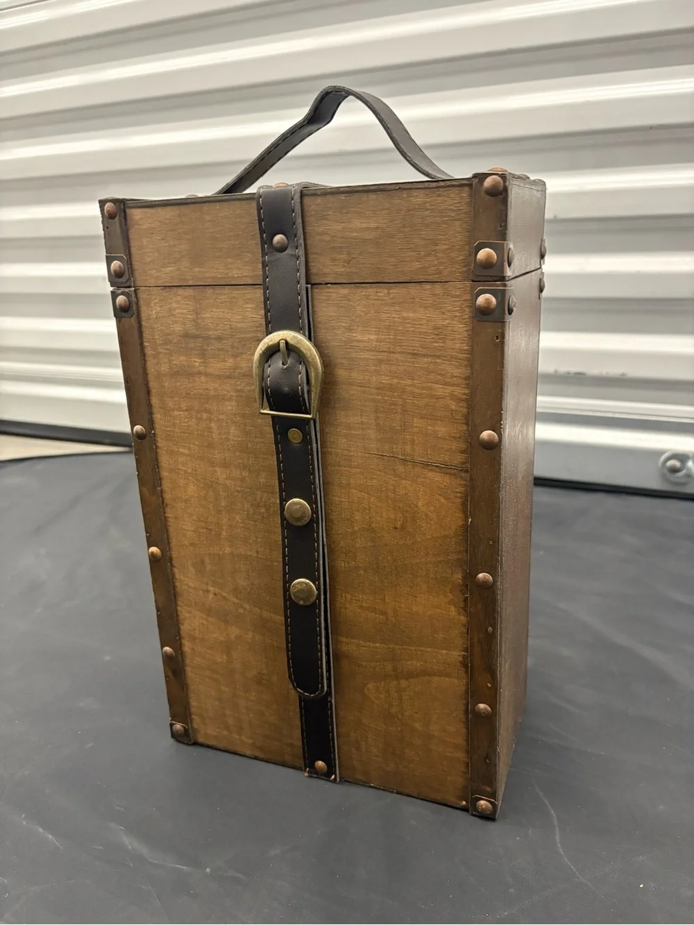 Wooden Vintage Trunk Wine Box Dark Belt Strap